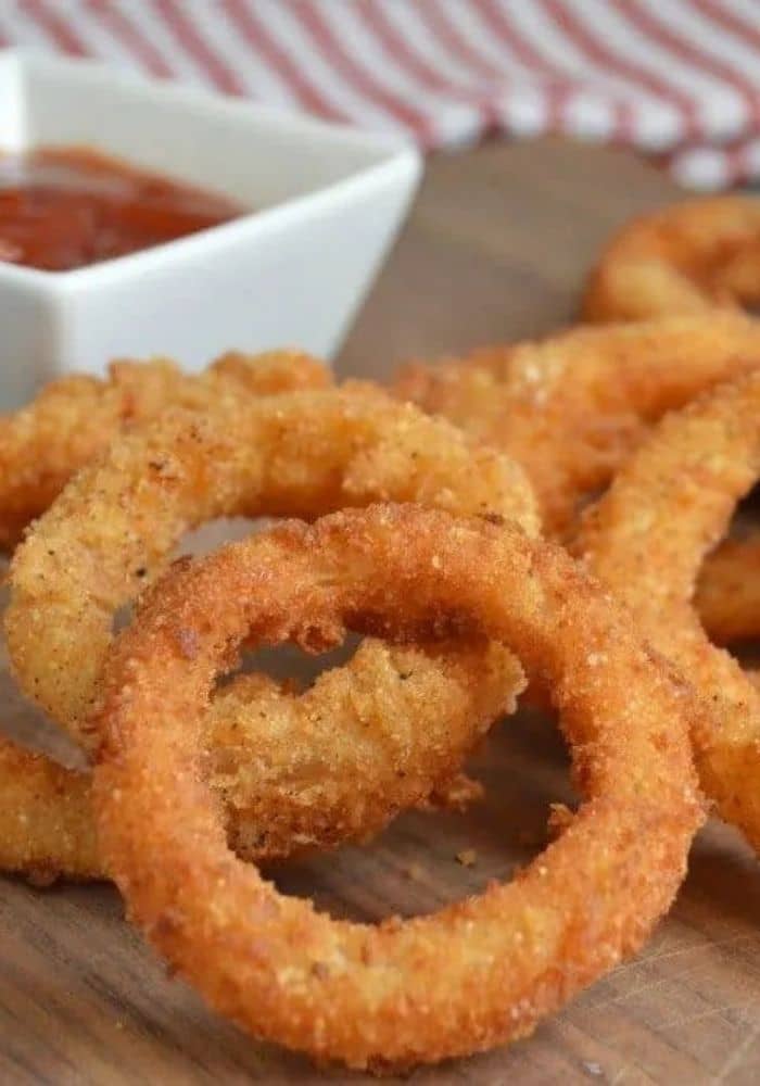 How To Make Perfect, Extra Crispy Homemade Onion Rings From Scratch