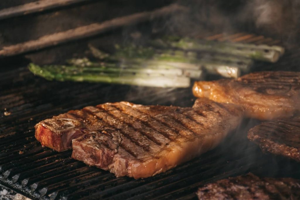 The Best Ways to Reheat Steak