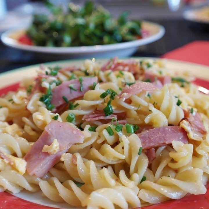 24 Easy Recipes With Egg Noodles