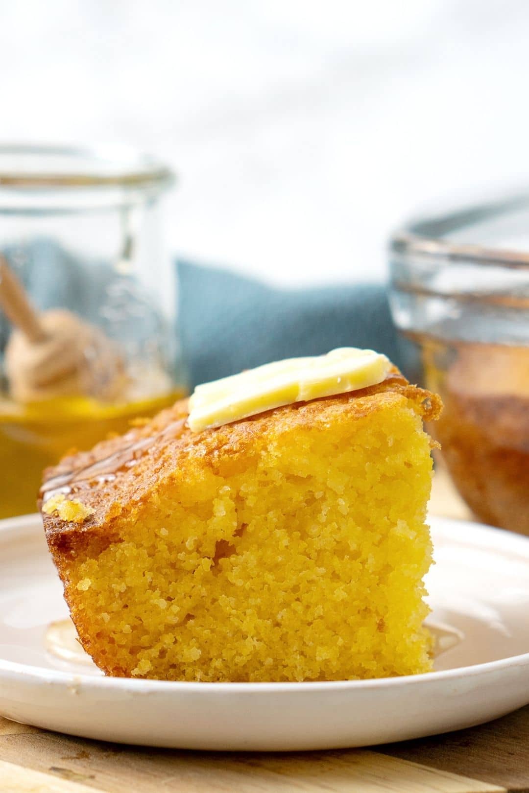 Moist and Sweet Cornbread - Top Recipes