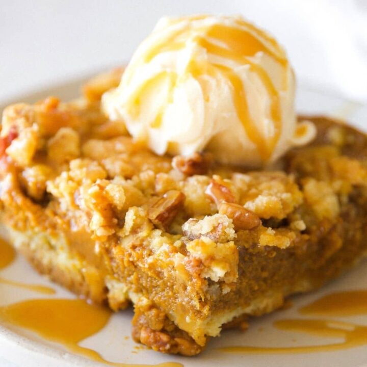 Old-Fashioned Pumpkin Dump Cake