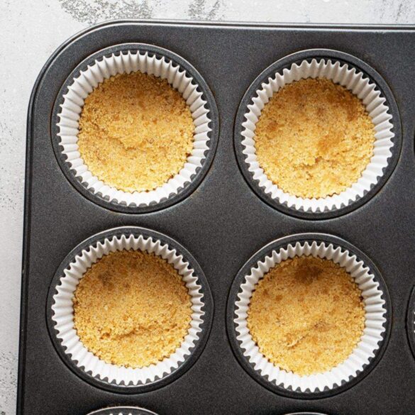 New York Style Cheesecake Cupcakes Easy to prepare!