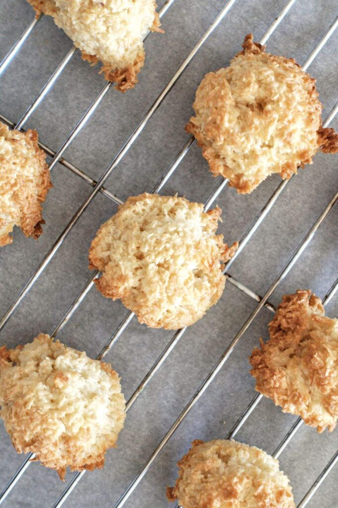 Easy Coconut Macaroons