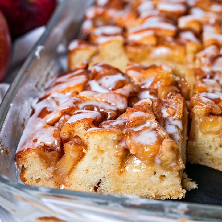 Easy Apple Pie Filling Coffee Cake