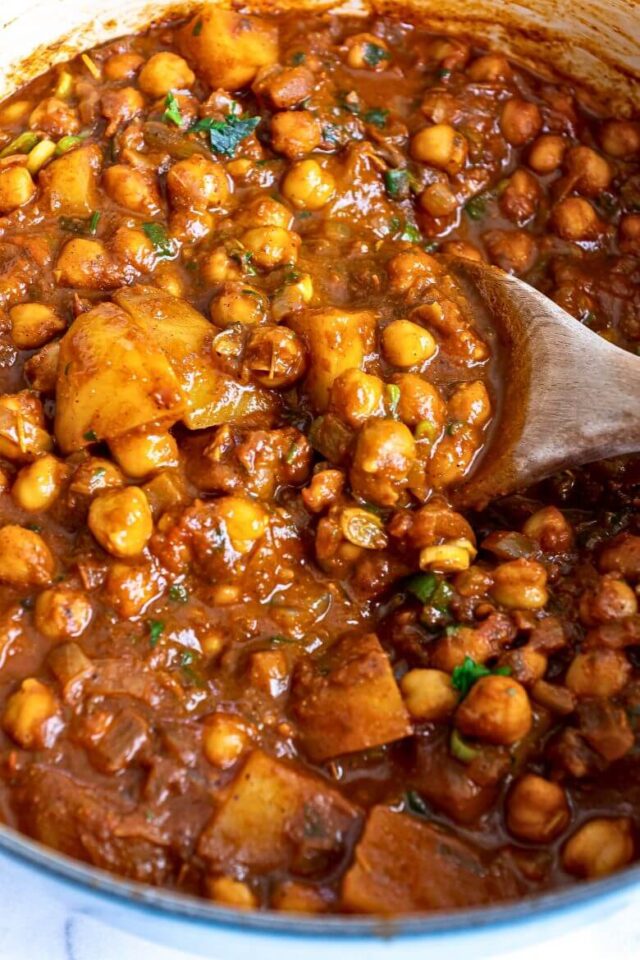 Chickpea and Potato Curry Recipe - Top Recipes